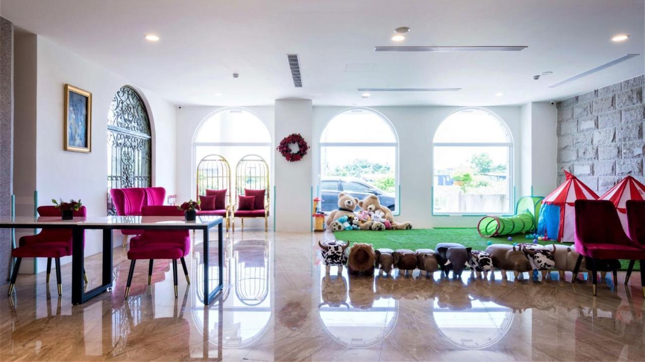 เดอะ ไวท์ ปารีส Hotel เจียวซี ภายนอก รูปภาพ